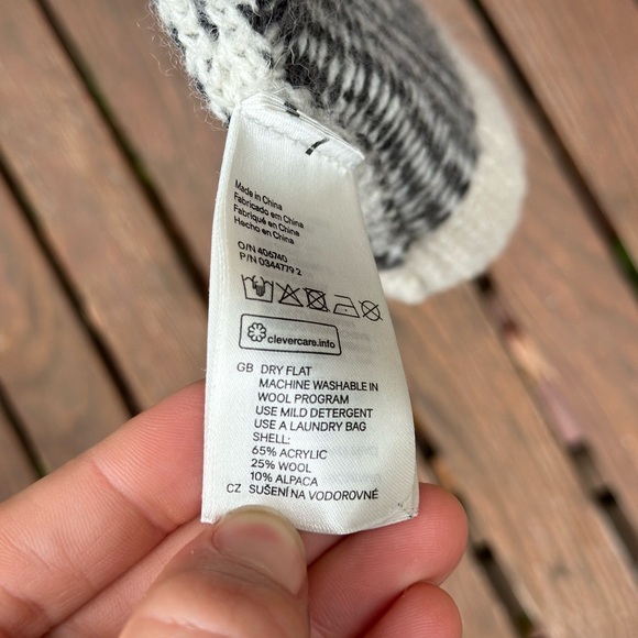 L.O.G.G. Label of Graded Goods Aztec Fringe Cardigan Sweater - Picture 3 of 4